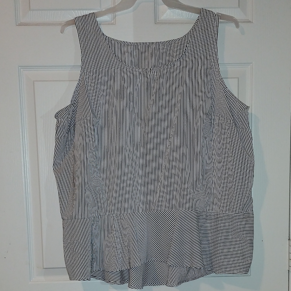 Striped tank 3 X
